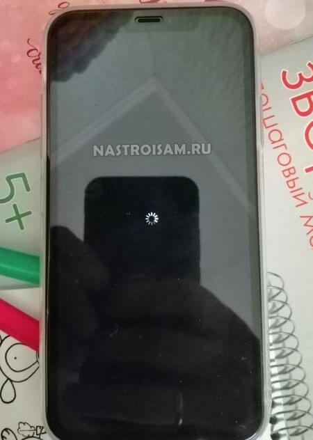 Что делать, если iphone завис на «яблоке» - 4pda